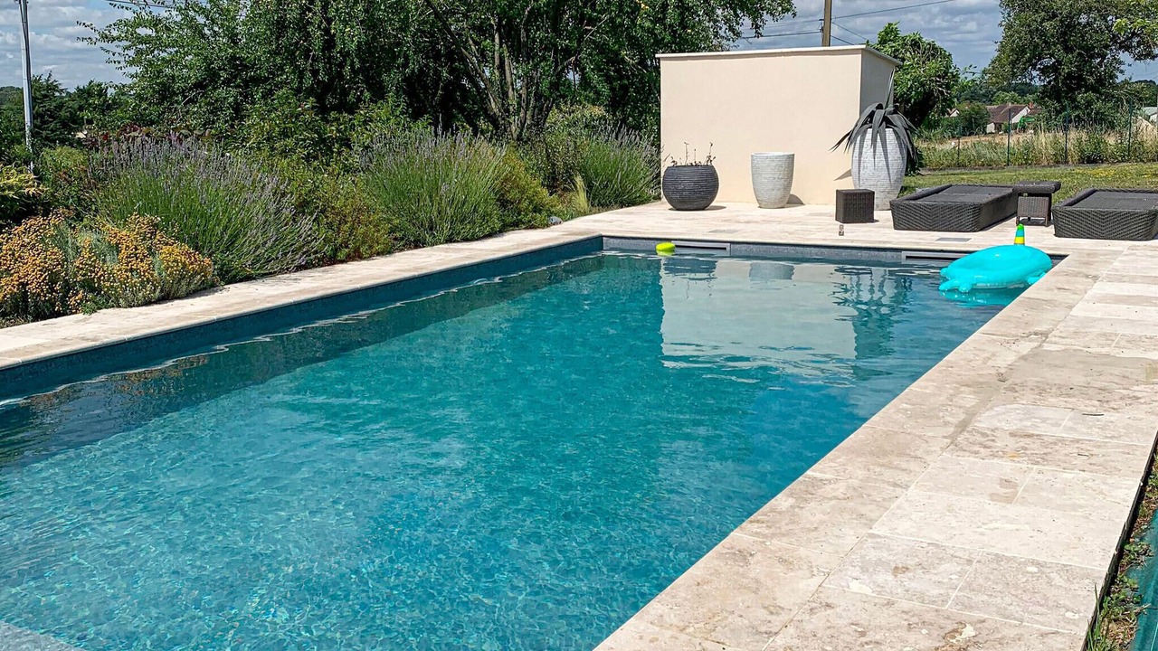 Photo of Outdoor in Seigy