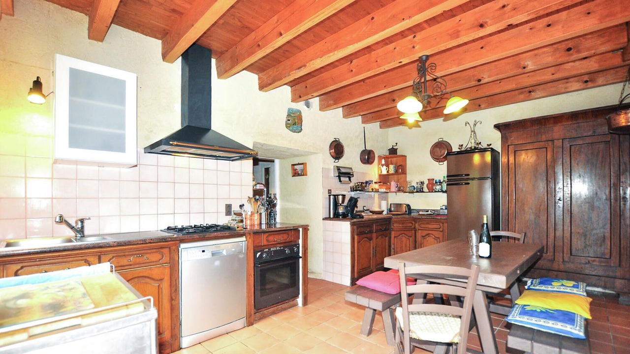 Photo of Others in Massat