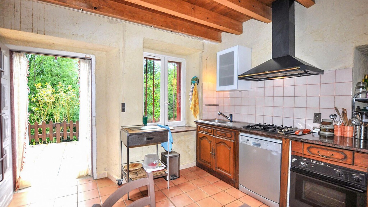 Photo of Others in Massat