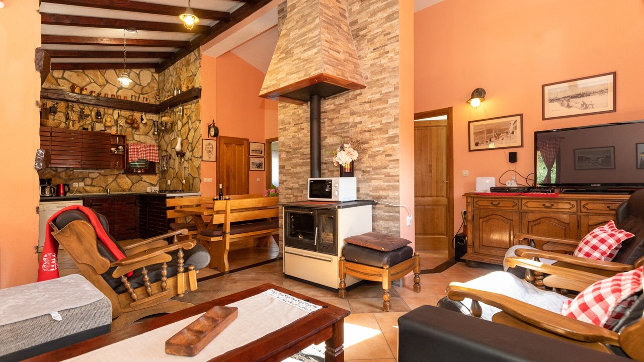 Photo of Livingroom in Kula Norinska