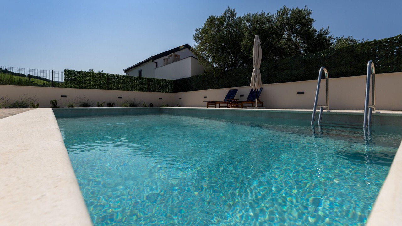 Photo of Outdoor in Kremena