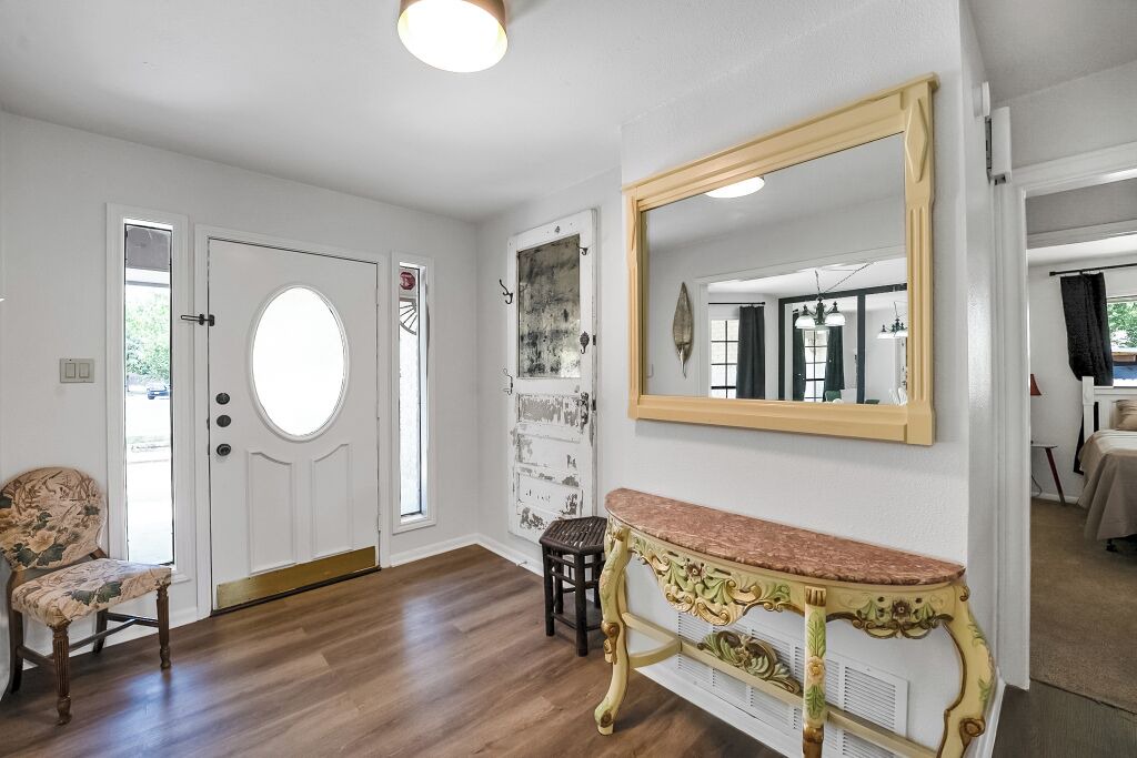 Photo of Bedroom in Blossoms Park