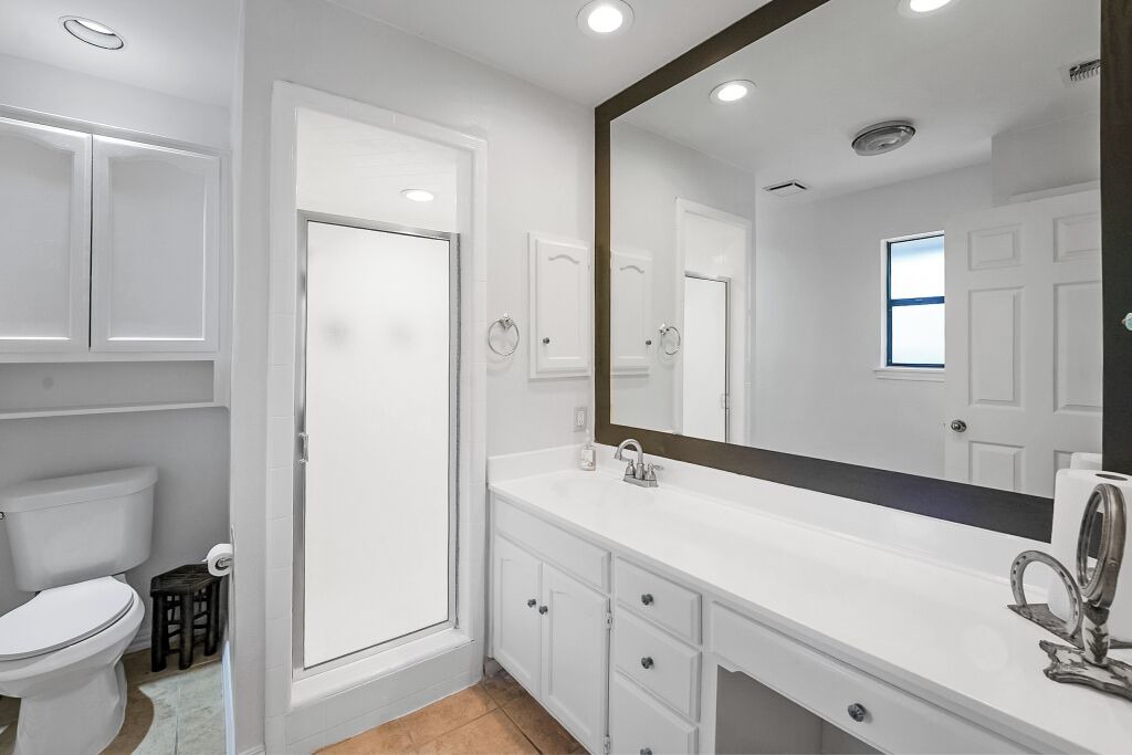 Photo of Bathroom in Blossoms Park