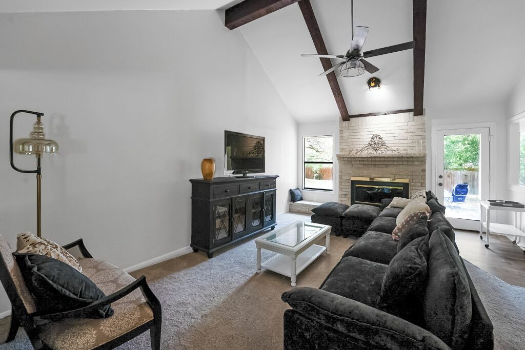 Photo of Livingroom in Blossoms Park