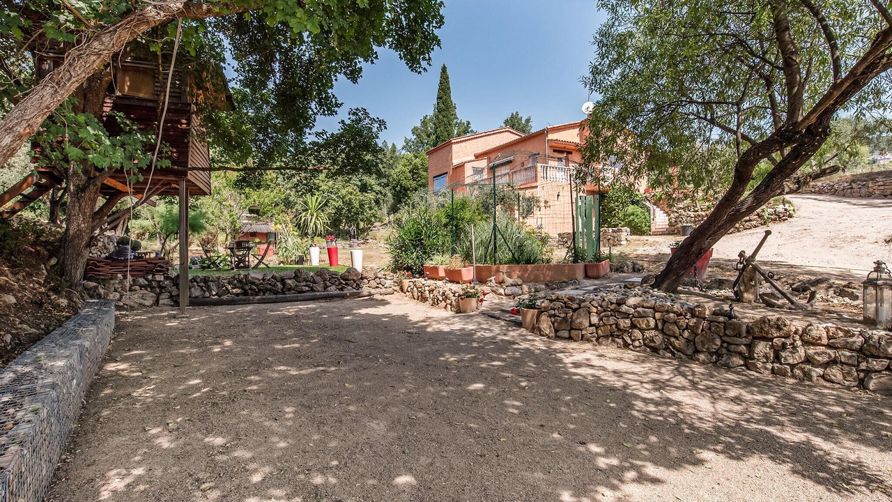 Photo of Others in Callas