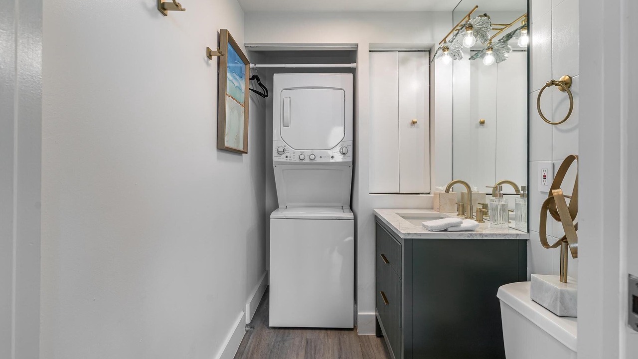 Photo of Bathroom in Coconut Grove