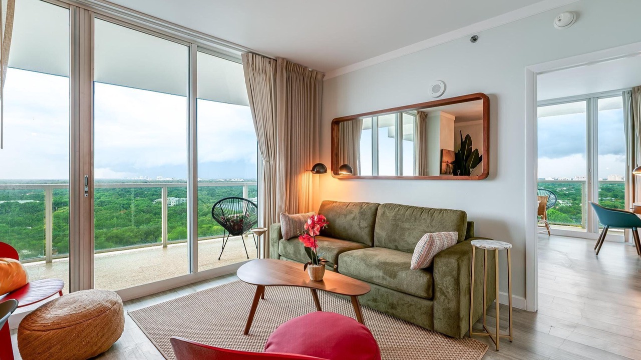 Photo of Livingroom in Coconut Grove