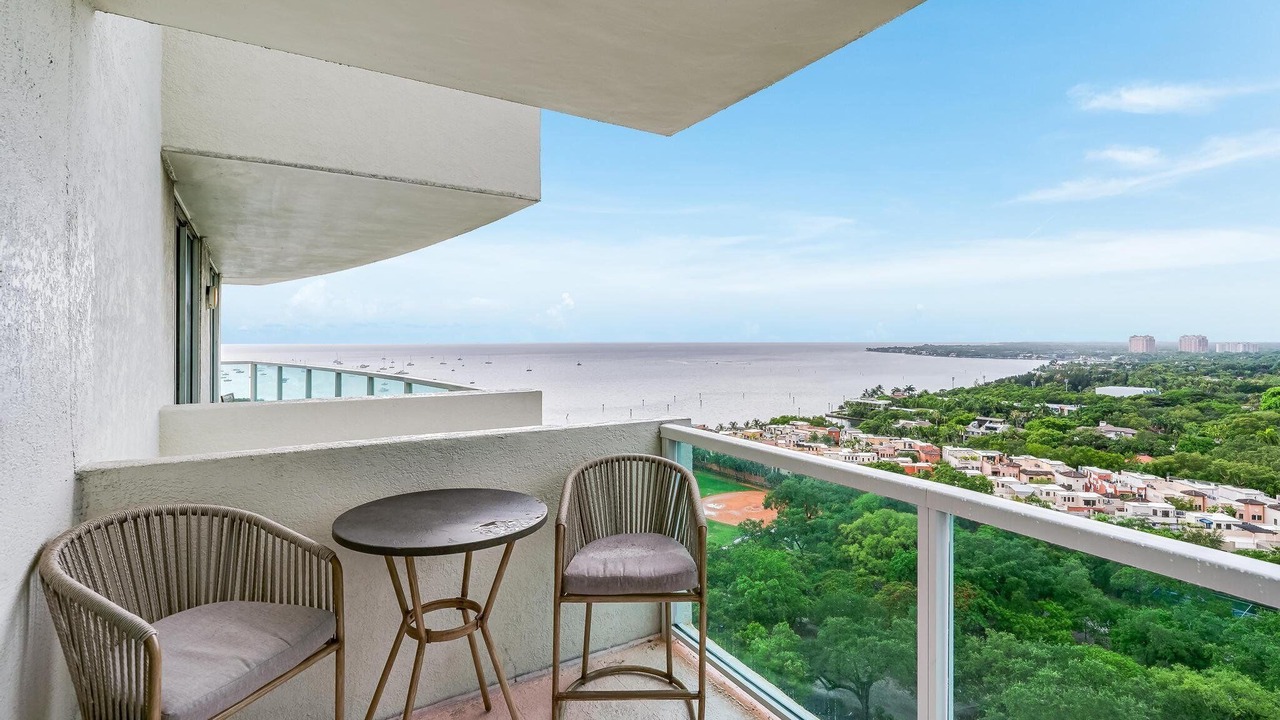 Photo of Outdoor in Coconut Grove