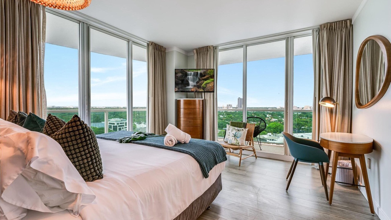Photo of Bedroom in Coconut Grove