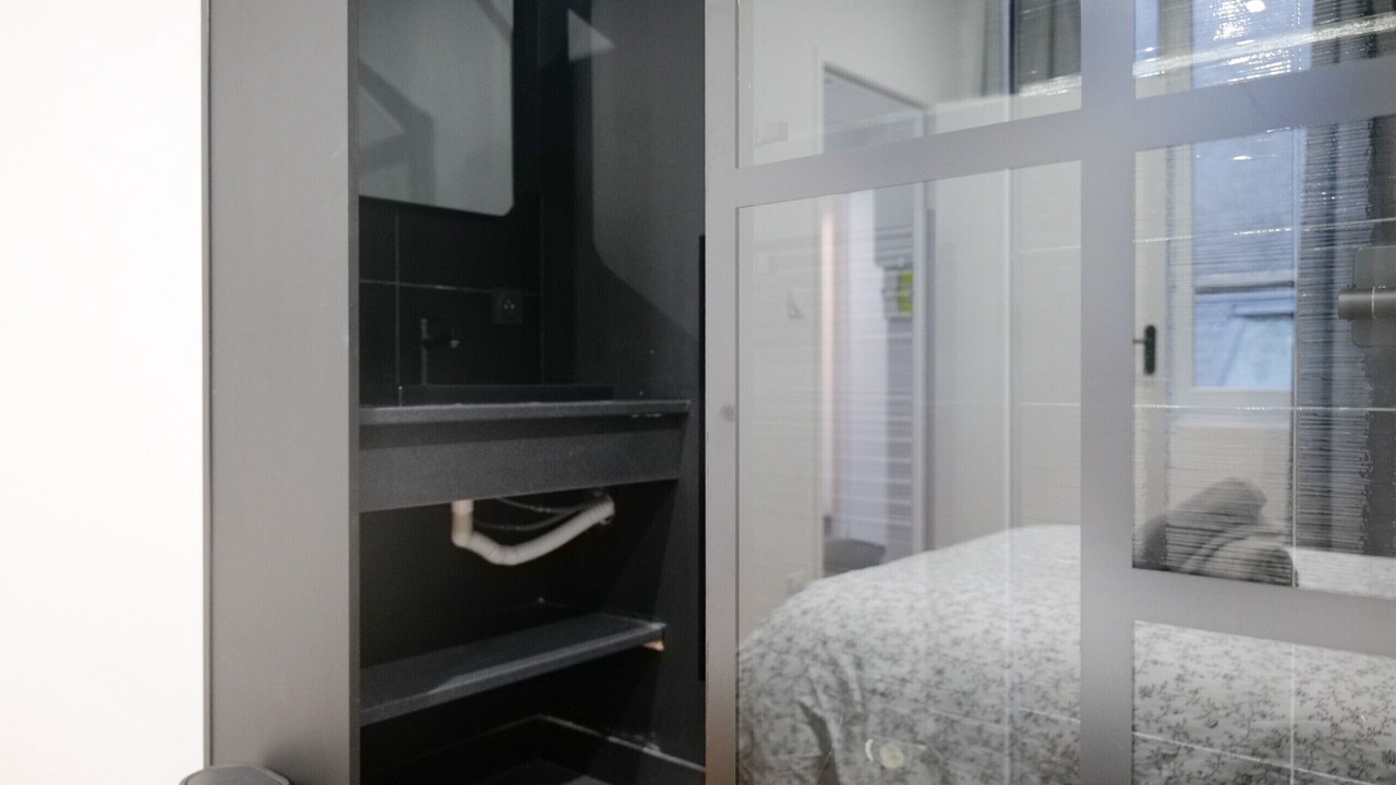 Photo of Bedroom in Downtown Angers