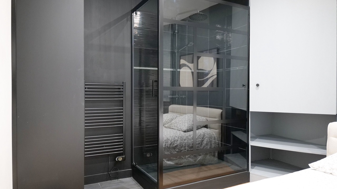 Photo of Bedroom in Downtown Angers