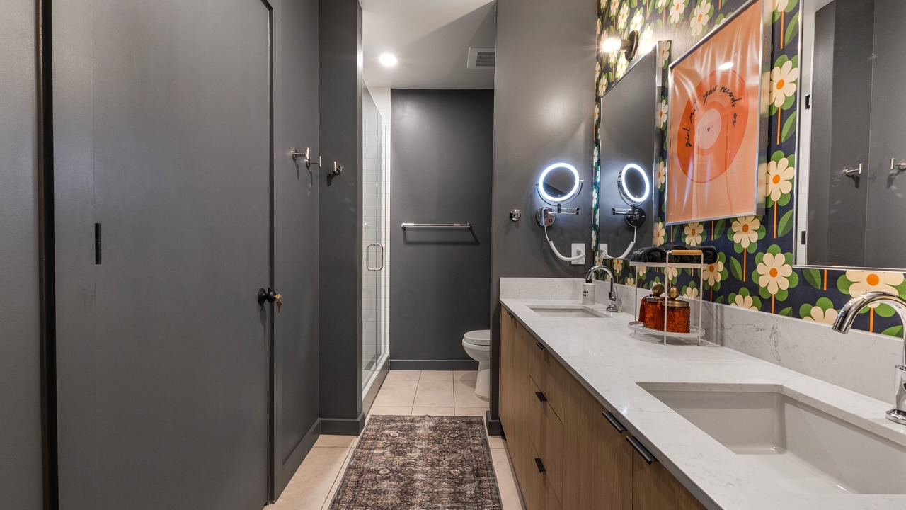 Photo of Bathroom in Eighth Avenue