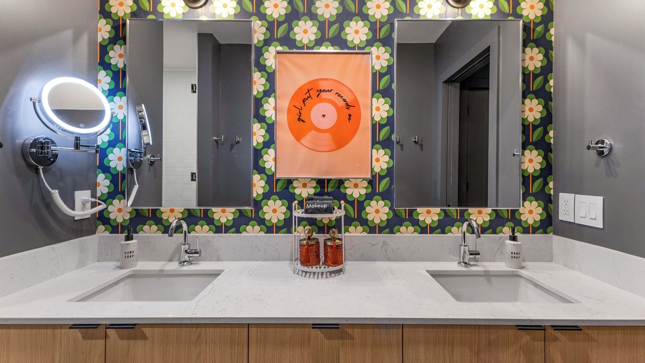 Photo of Bathroom in Eighth Avenue
