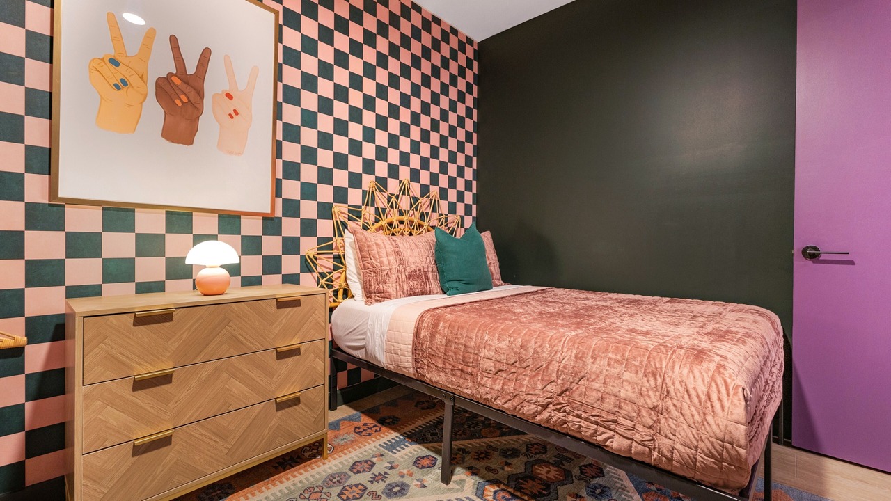 Photo of Bedroom in Eighth Avenue