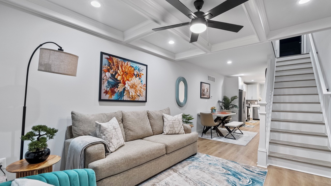 Photo of Livingroom in Downtown Baltimore