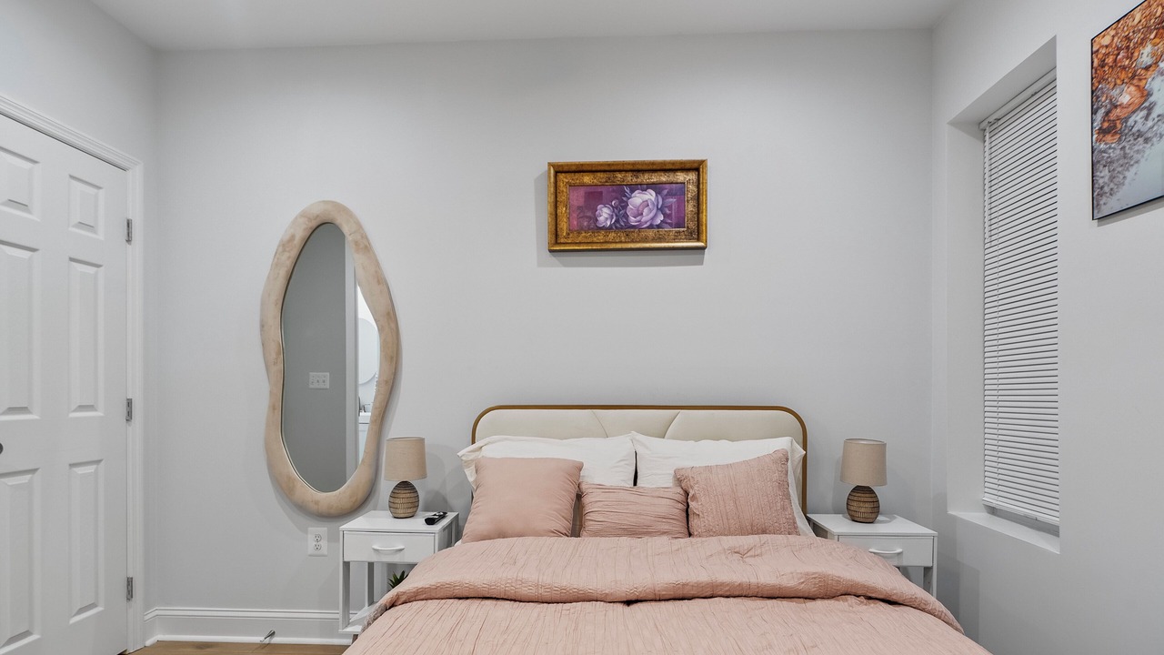 Photo of Bedroom in Downtown Baltimore