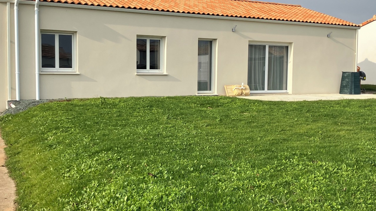 Photo of Outdoor in Petosse