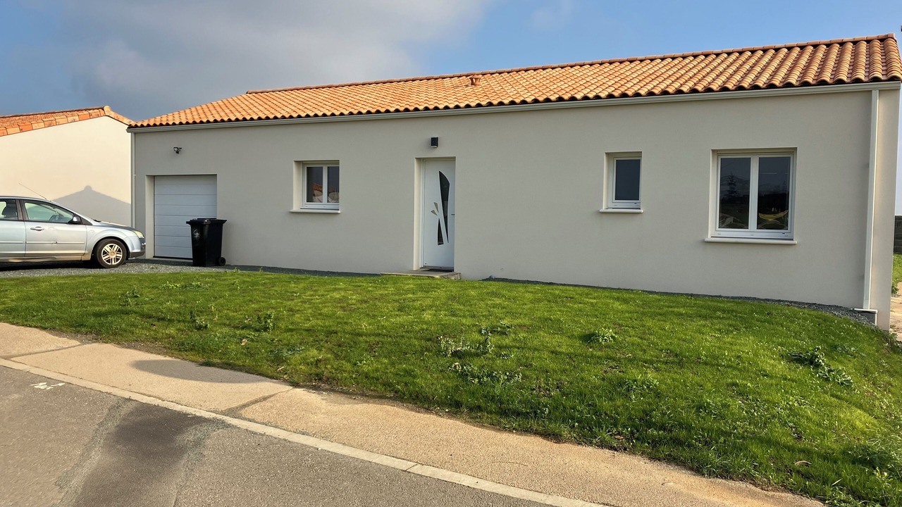 Photo of Outdoor in Petosse