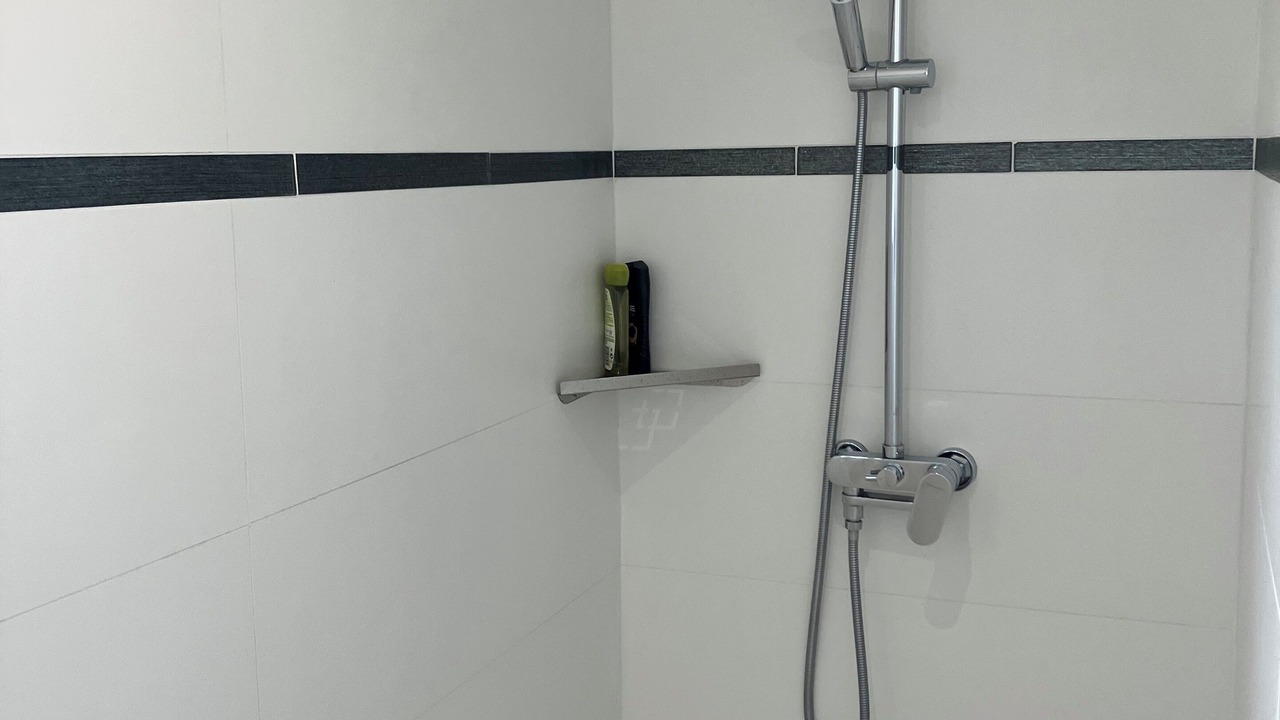 Photo of Bathroom in Petosse