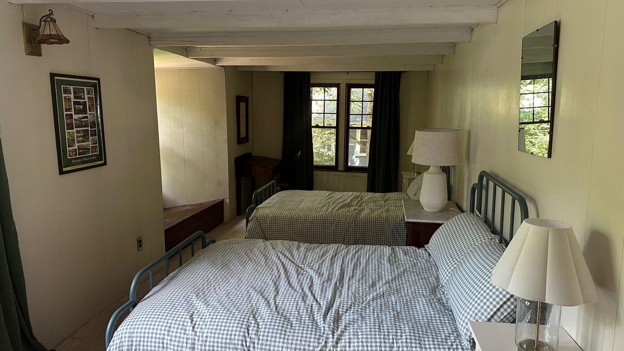 Photo of Others in Mount Gretna