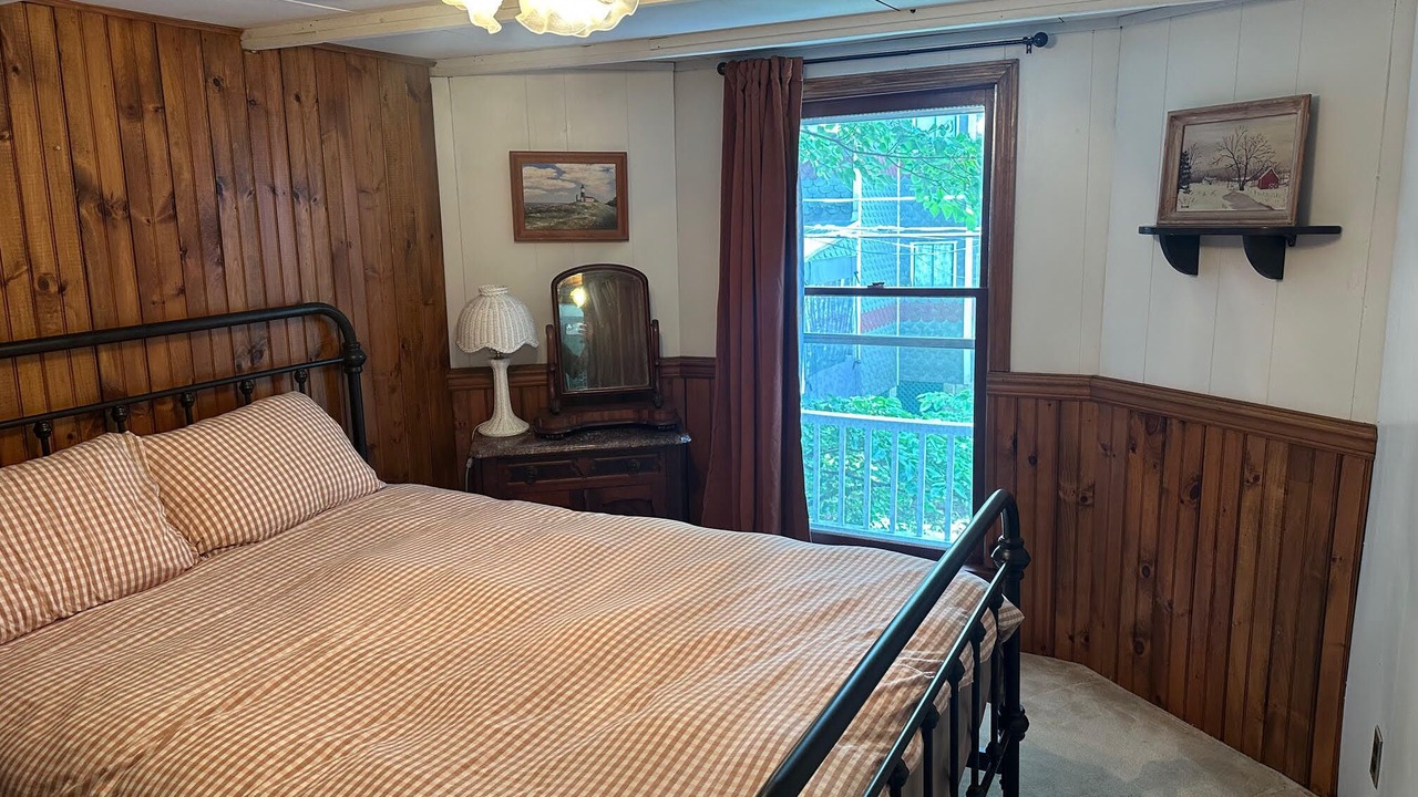 Photo of Others in Mount Gretna