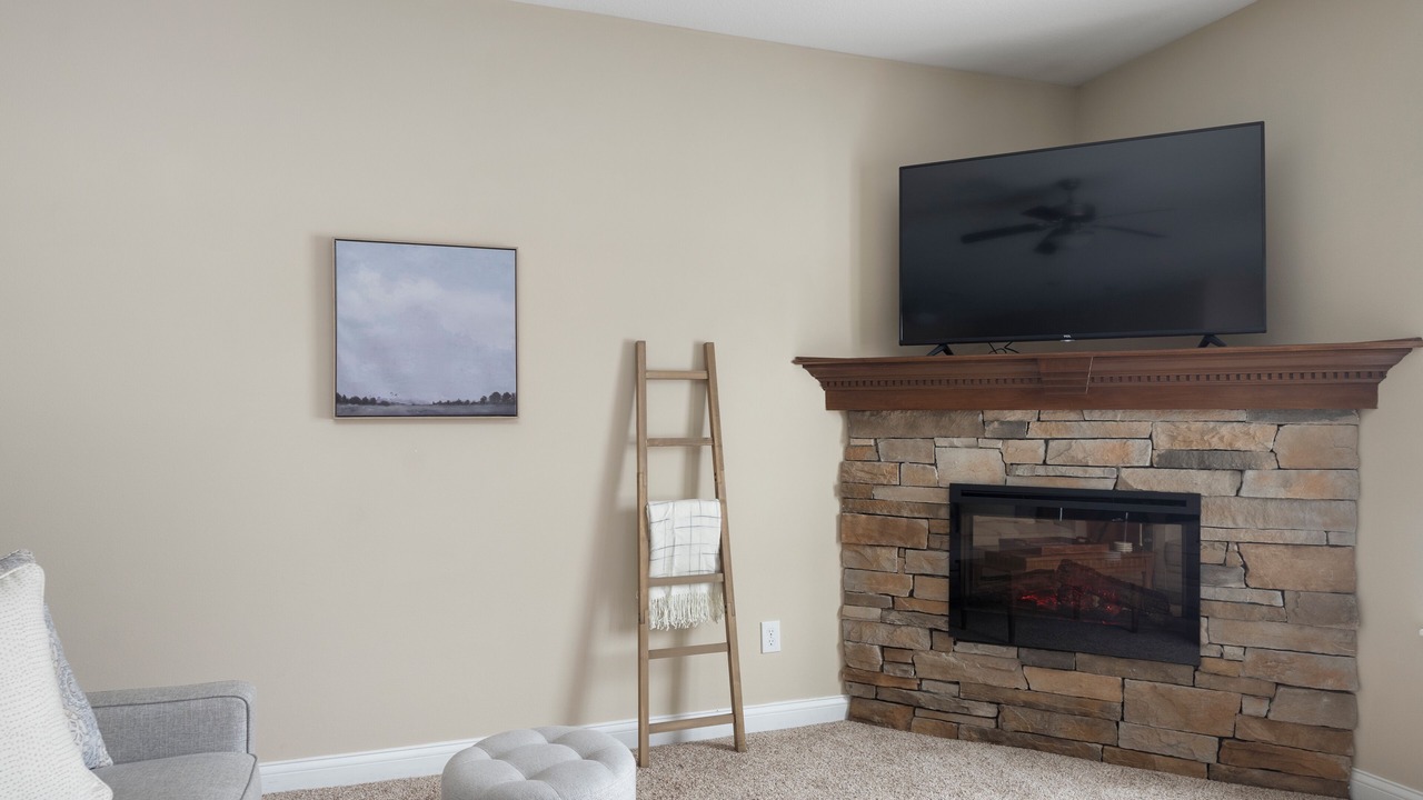 Photo of Livingroom in West Des Moines