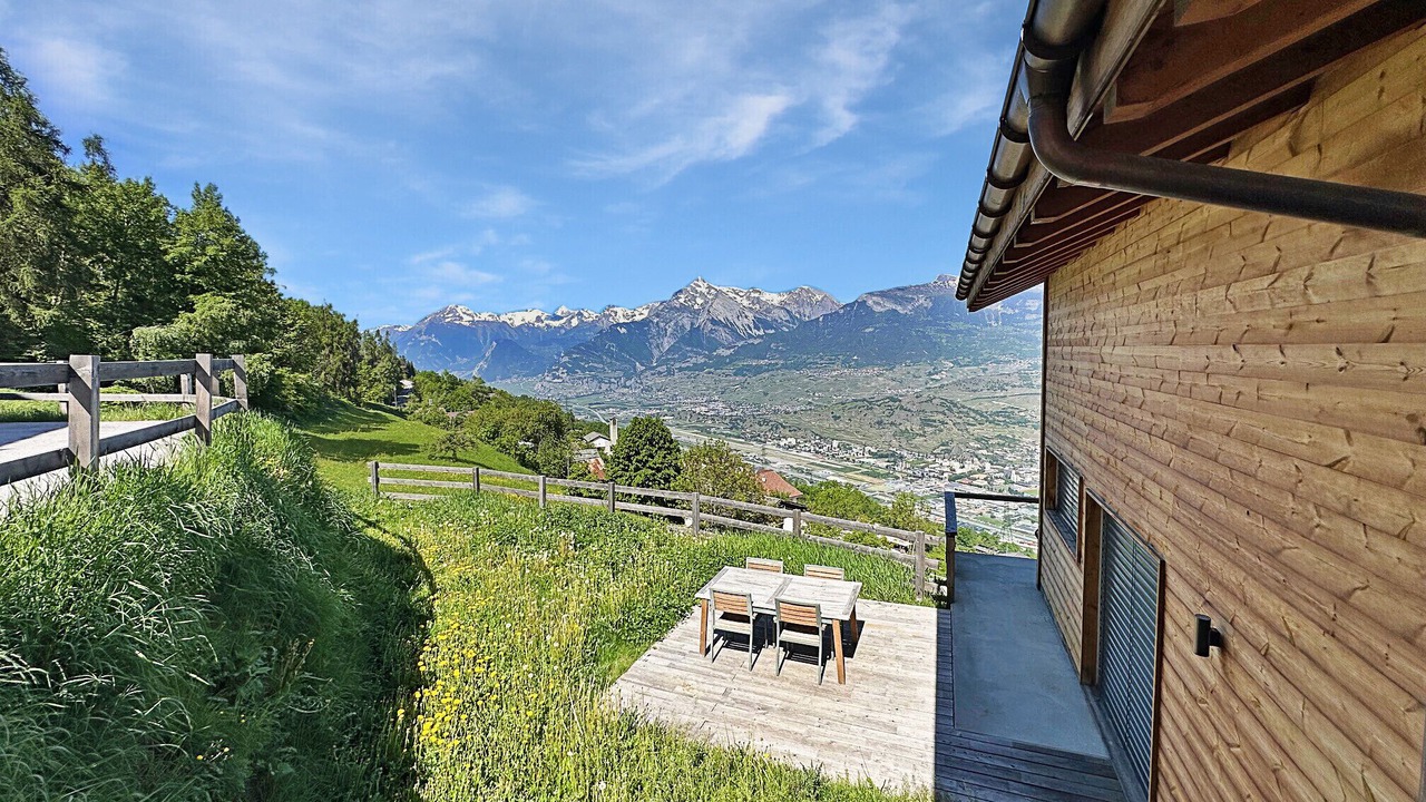 Photo of Patio Balcony in Sion