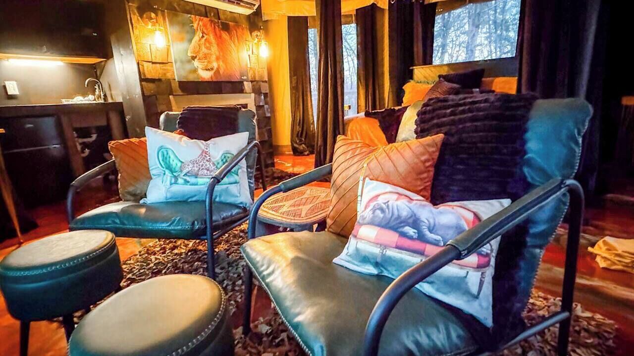 Photo of Livingroom in Miller Grove