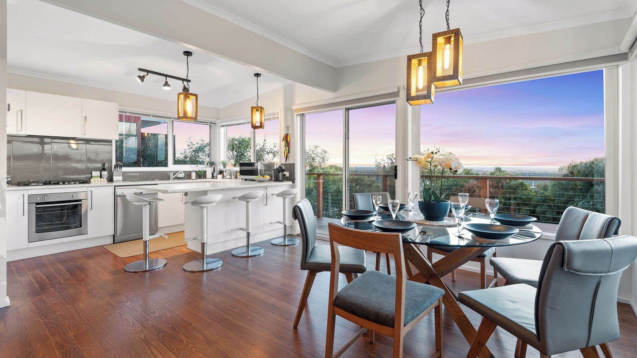 Photo of Others in Rosebud