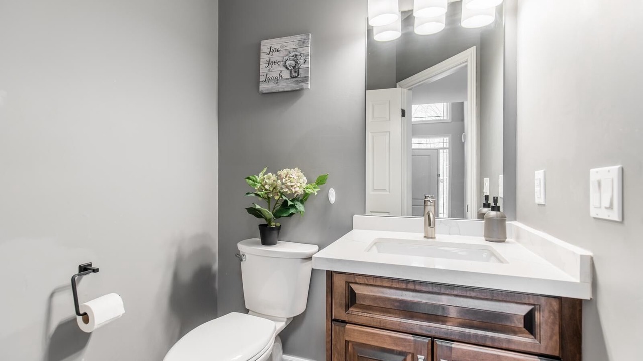 Photo of Bathroom in Niagara Falls