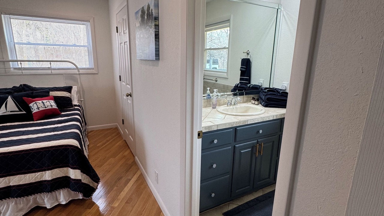 Photo of Bedroom in Hardin