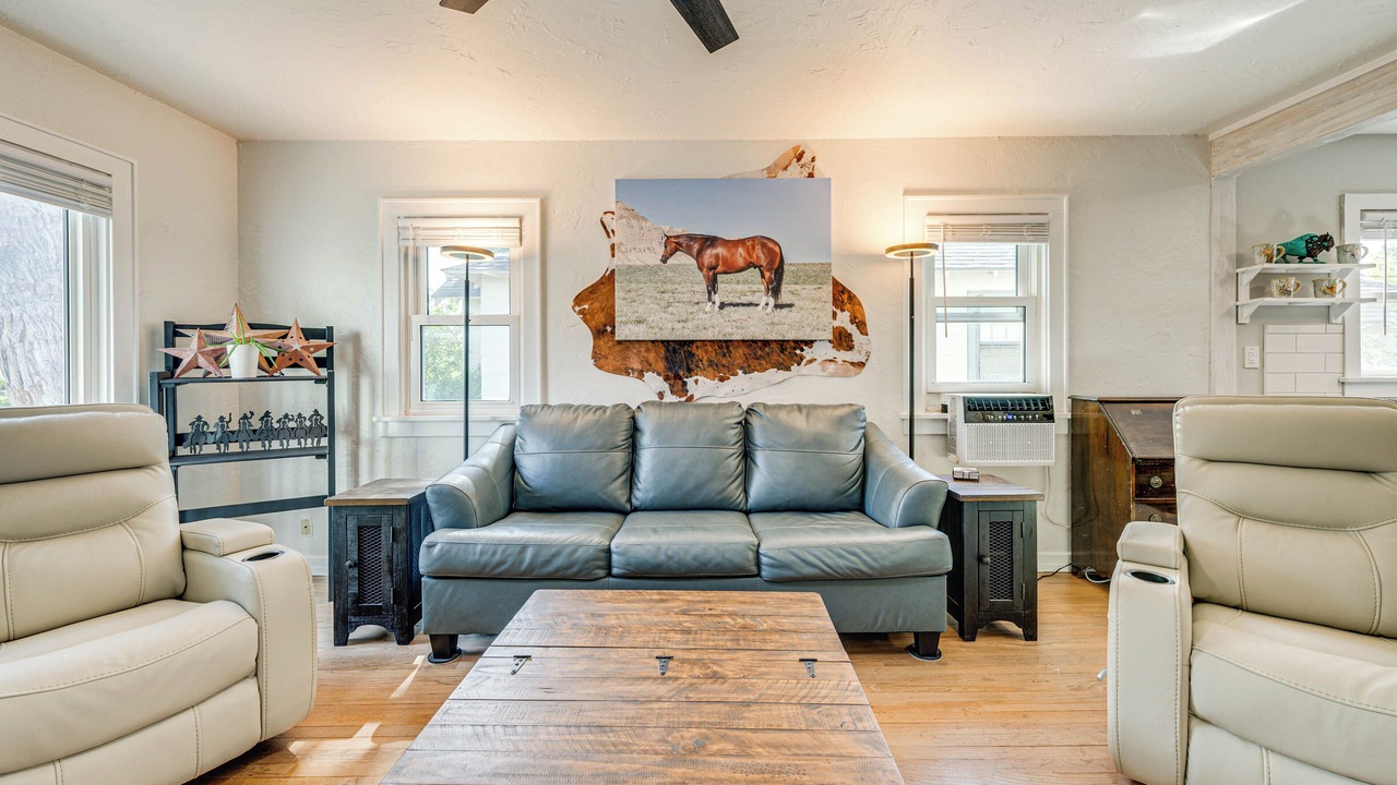 Photo of Livingroom in Cheyenne