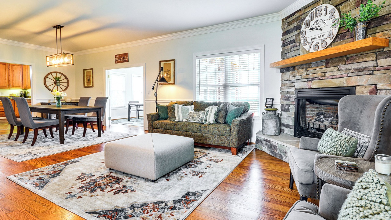 Photo of Bedroom in Pilot Mountain