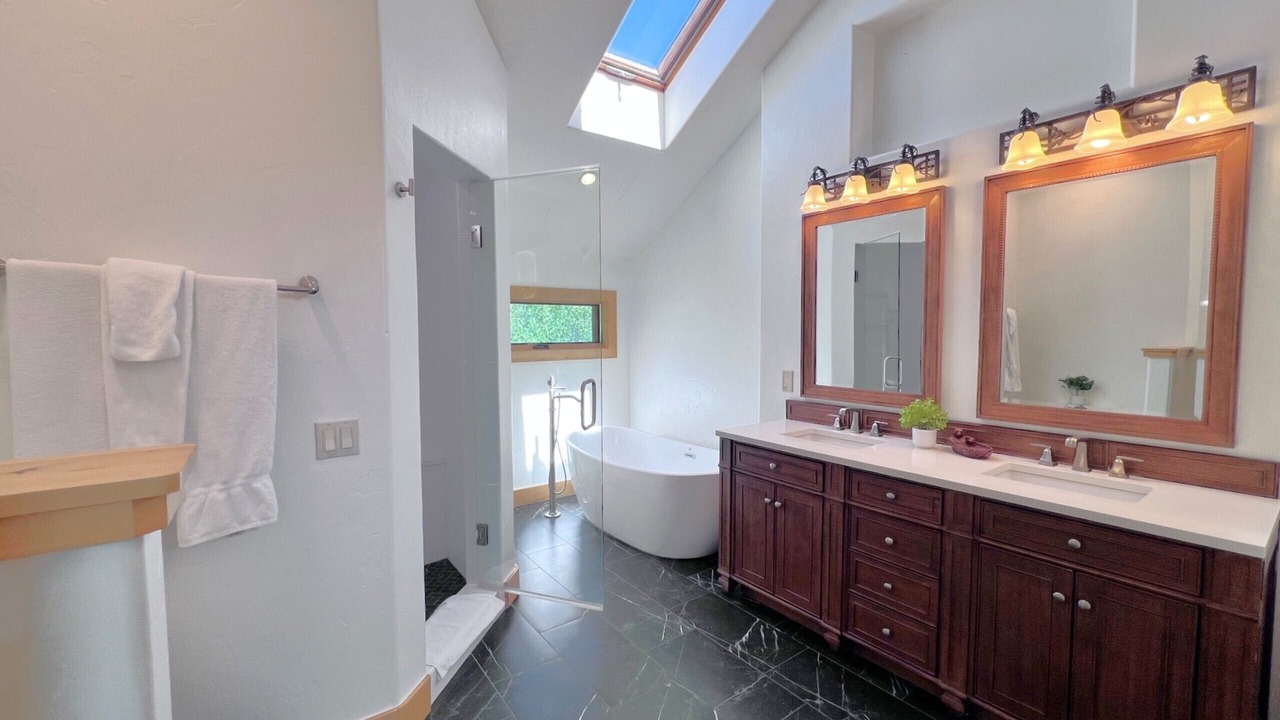 Photo of Bathroom in Frisco