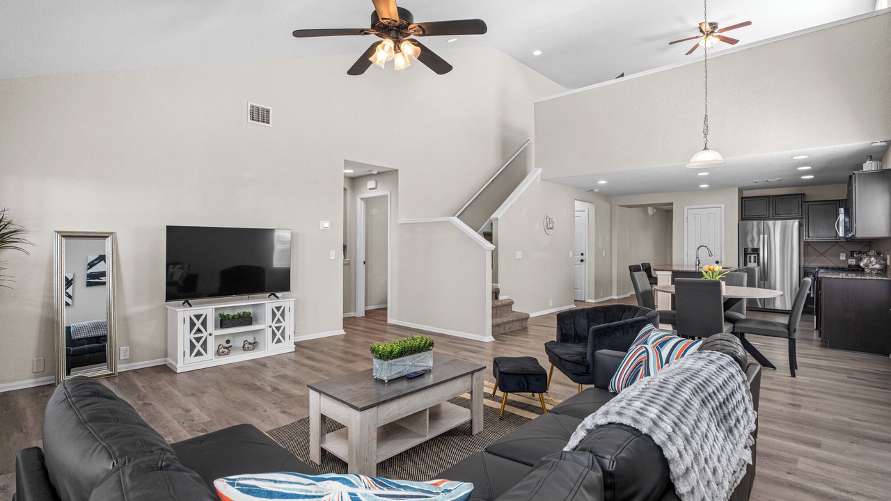 Photo of Livingroom in Medina Valley