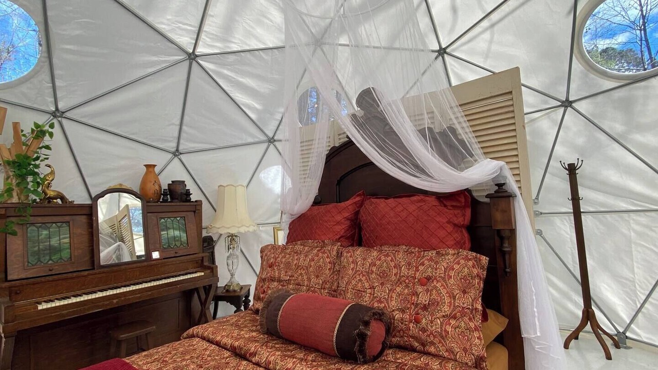 Photo of Bedroom in Eatonton