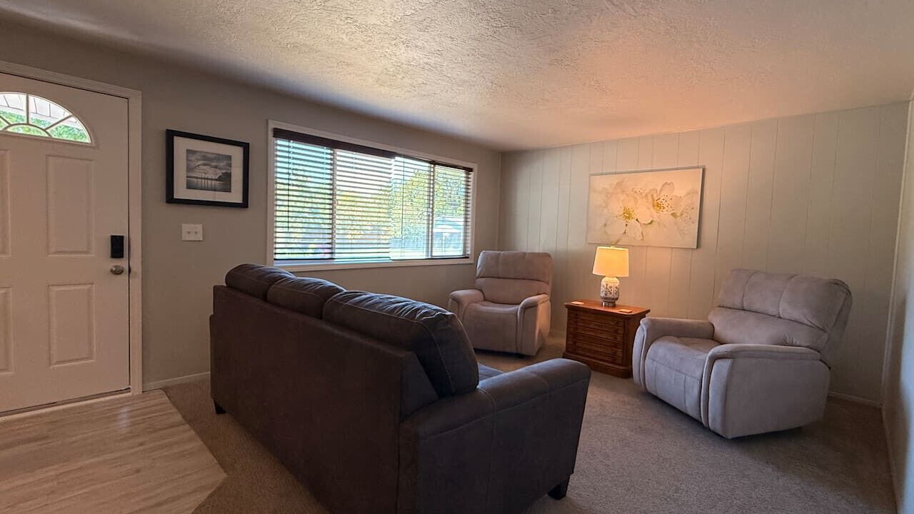 Photo of Livingroom in Southwest Ada County Alliance