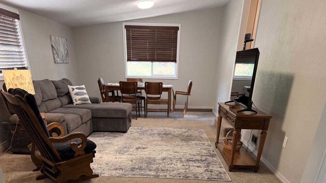Photo of Livingroom in Southwest Ada County Alliance