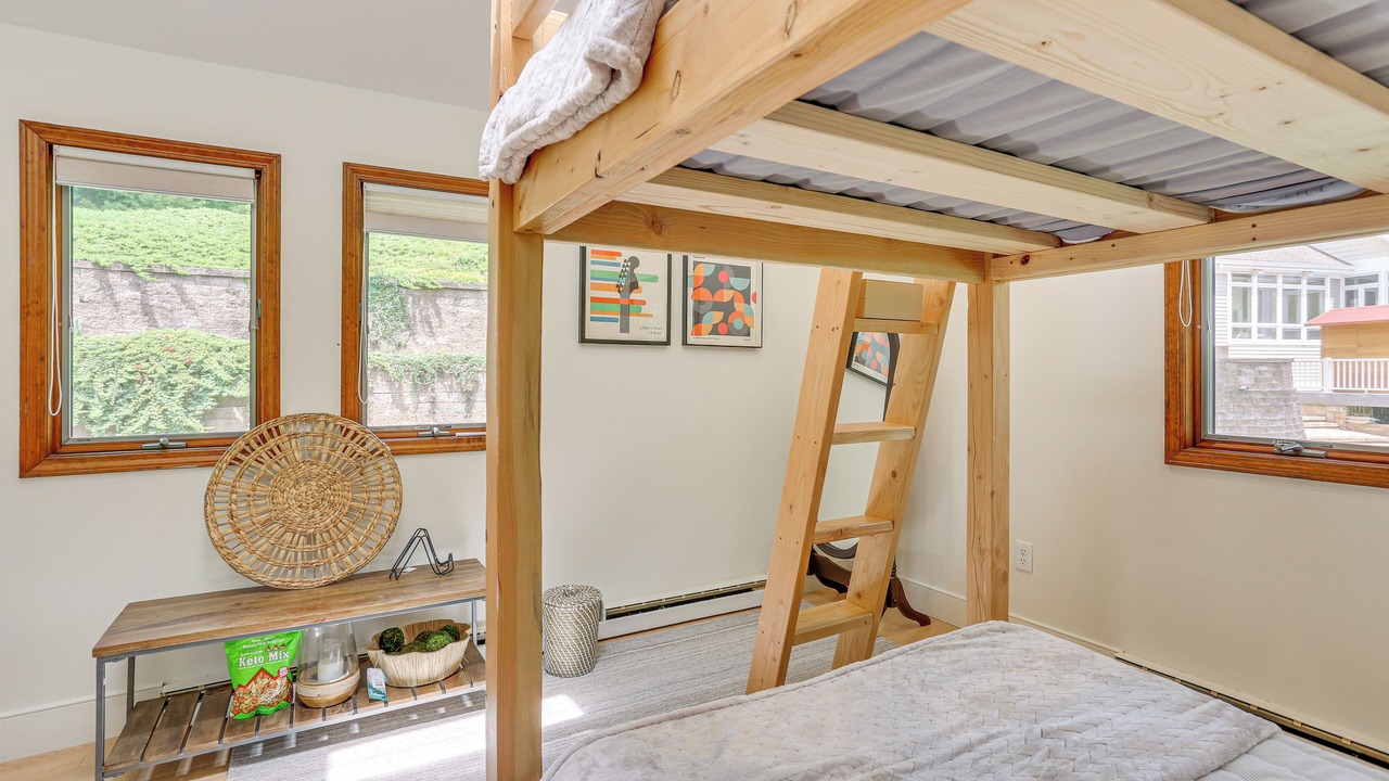 Photo of Bedroom in Shohola