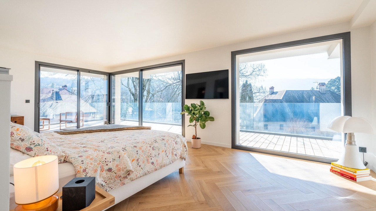 Photo of Others in Menthon-Saint-Bernard