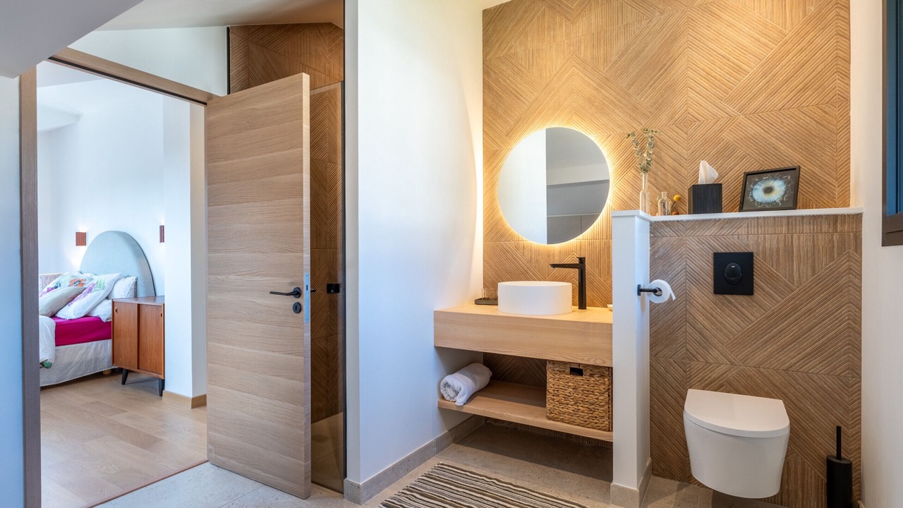 Photo of Bathroom in Menthon-Saint-Bernard