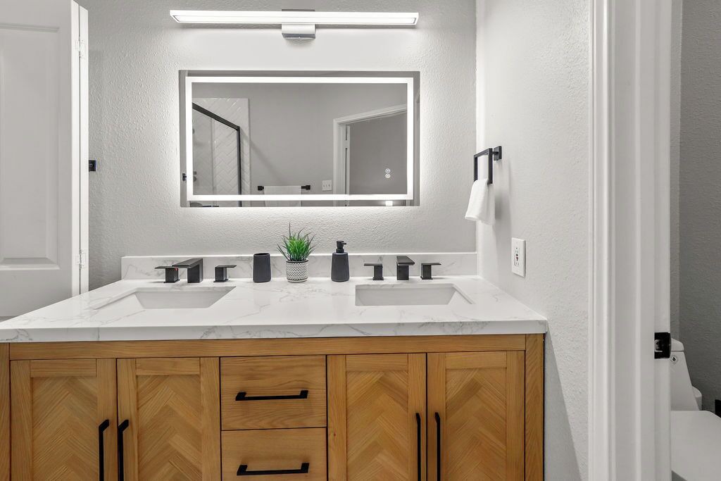 Photo of Bathroom in Allen
