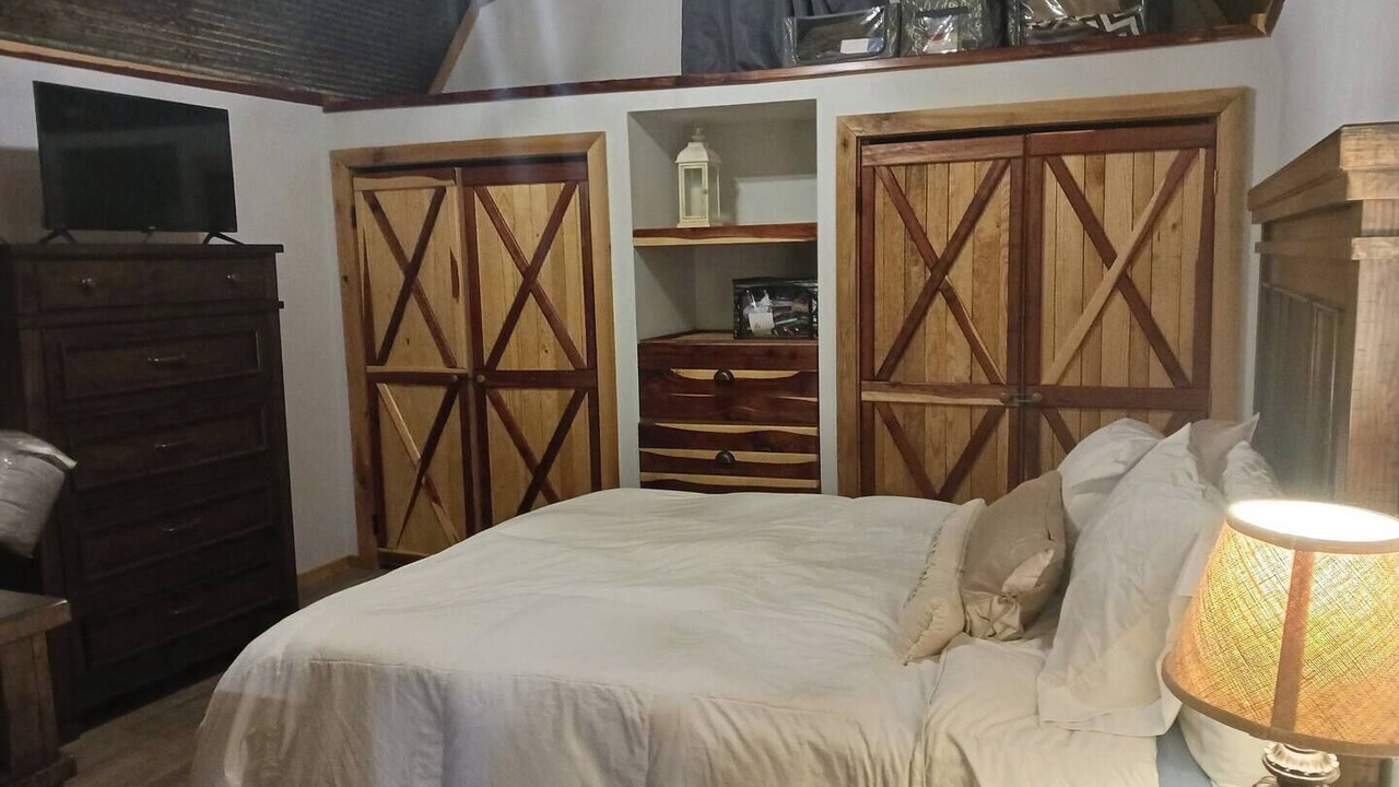 Photo of Bedroom in Farmerville