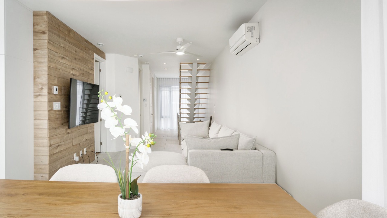 Photo of Livingroom in Laval