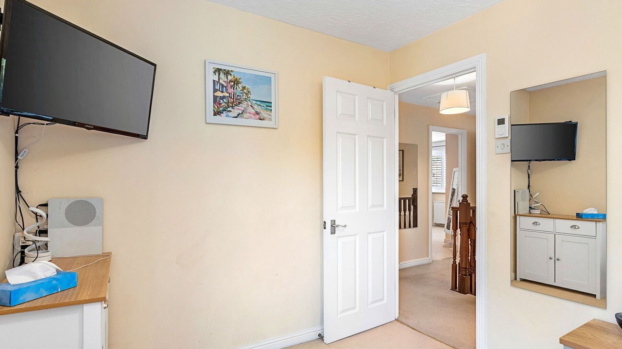 Photo of Others in Upper Dicker