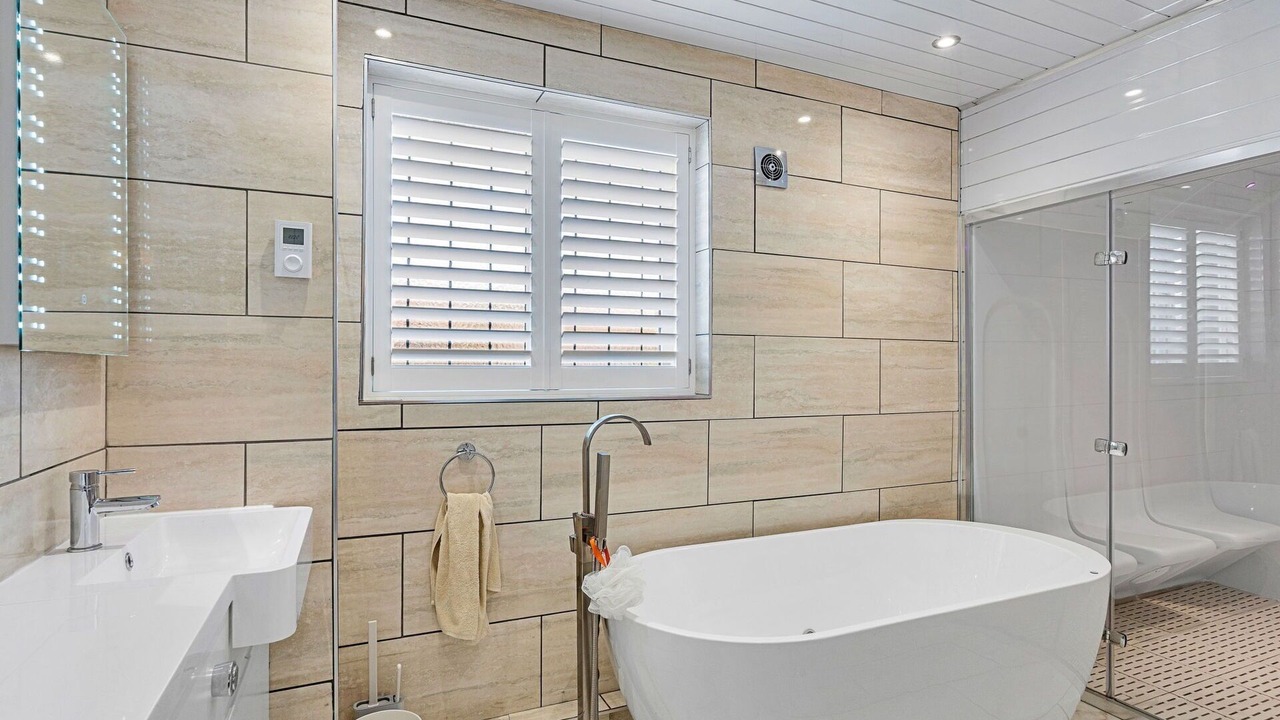 Photo of Others in Upper Dicker