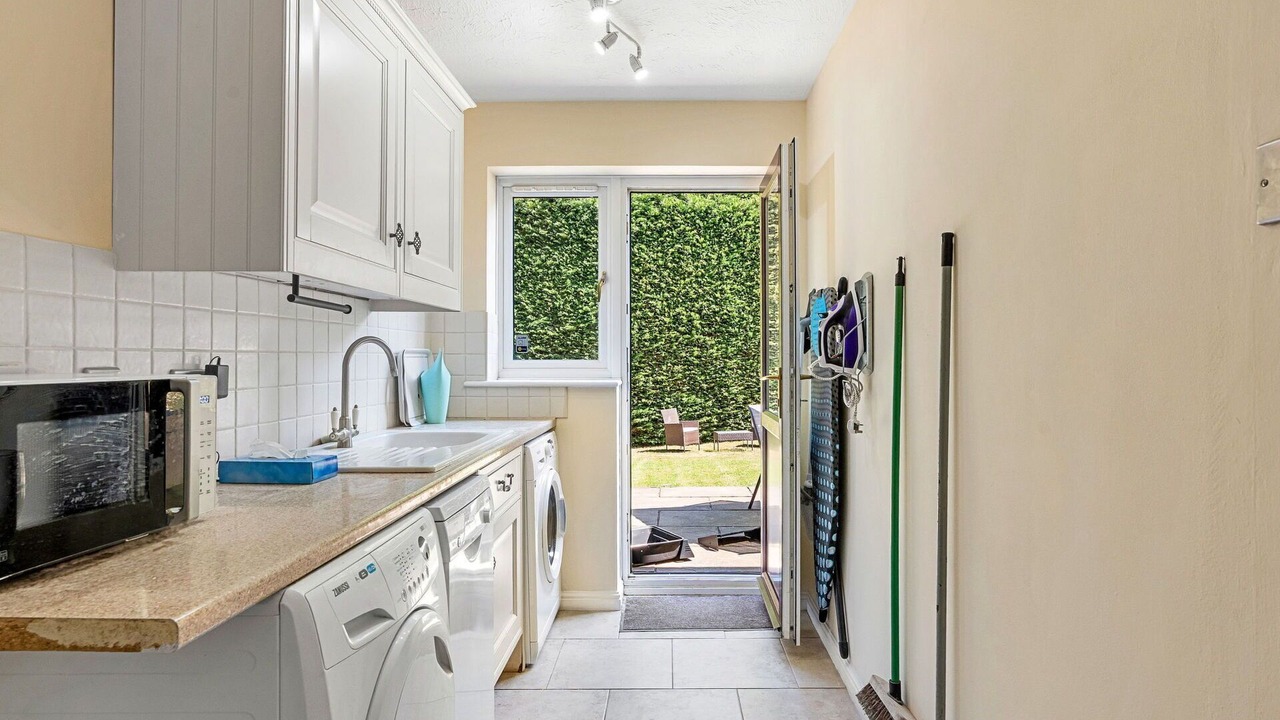 Photo of Others in Upper Dicker