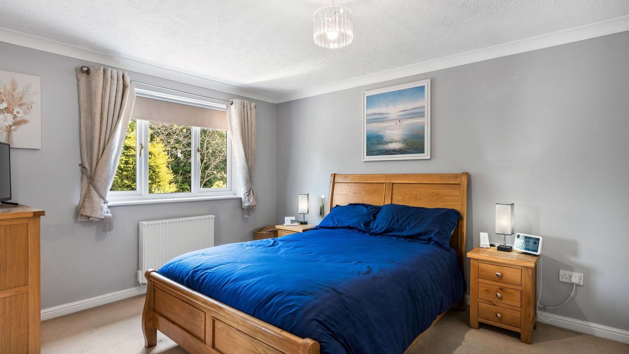 Photo of Others in Upper Dicker