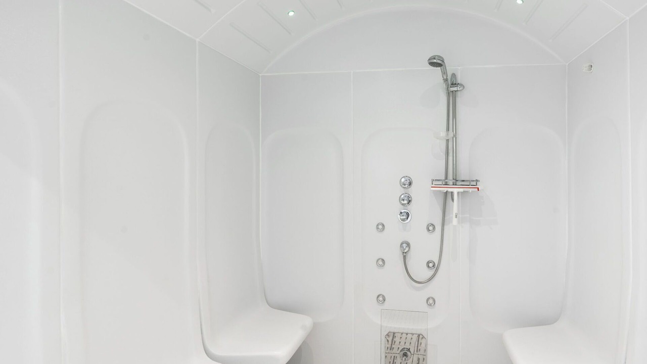 Photo of Others in Upper Dicker