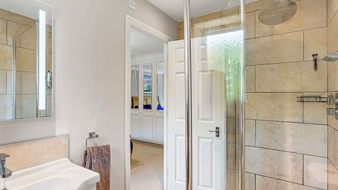 Photo of Others in Upper Dicker